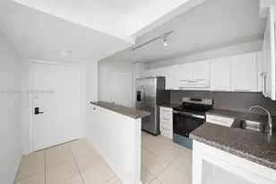 2016 Bay Dr, Miami Beach, FL 33141 - Photo 13