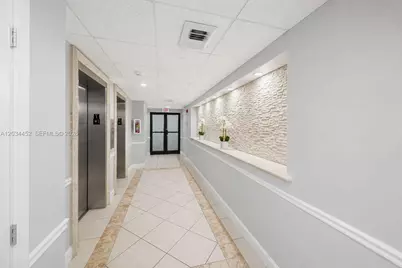 2016 Bay Dr #504, Miami Beach, FL 33141 - Photo 7