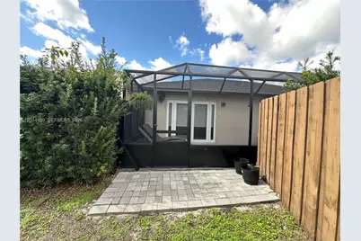 5733 NW 100th Ct, Doral, FL 33178 - Photo 51