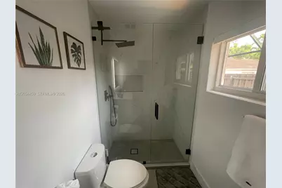 5733 NW 100th Ct, Doral, FL 33178 - Photo 27