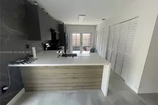 5733 NW 100th Ct, Doral, FL 33178 - Photo 13