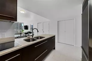485 Brickell Ave, Miami, FL 33131 - Photo 9
