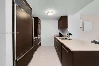 485 Brickell Ave #1709, Miami, FL 33131 - Photo 11