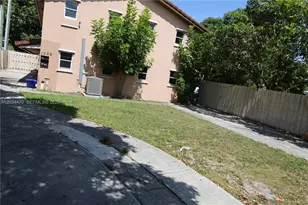 1029 S C St, Lake Worth, FL 33460 - Photo 3