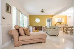12115 NE Miami Ct, North Miami, FL 33161 - Photo 5