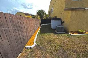 15460 SW 82nd Ln, Miami, FL 33193 - Photo 25