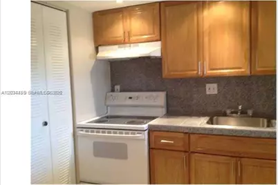 2903 N Miami Beach Blvd #505, North Miami Beach, FL 33160 - Photo 1