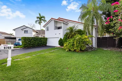 6768 SW 104th Ave, Miami, FL 33173 - Photo 3