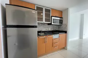 1750 N Bayshore Dr, Miami, FL 33132 - Photo 11