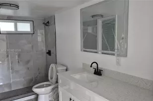 6050 NW 64th Ave, Tamarac, FL 33319 - Photo 9