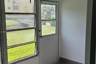 6050 NW 64th Ave, Tamarac, FL 33319 - Photo 11