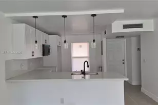 6050 NW 64th Ave, Tamarac, FL 33319 - Photo 5
