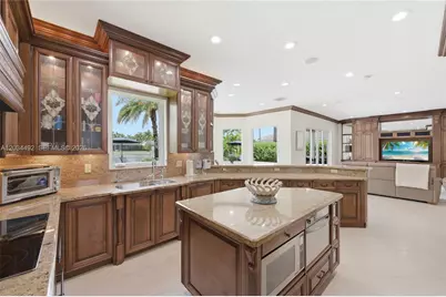 929 Gulfstream Ct, Weston, FL 33327 - Photo 11