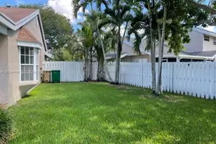 11160 SW 11th Pl, Davie, FL 33324 - Photo 11