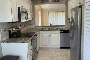 11160 SW 11th Pl, Davie, FL 33324 - Photo 7