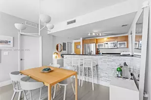 253 NE 2nd St, Miami, FL 33132 - Photo 9