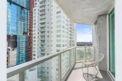 253 NE 2nd St #1801, Miami, FL 33132 - Photo 27
