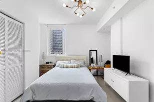 253 NE 2nd St, Miami, FL 33132 - Photo 23