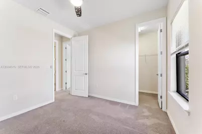 2485 Primrose Pl, Oakland Park, FL 33309 - Photo 27