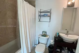 350 S Miami Ave, Miami, FL 33130 - Photo 5