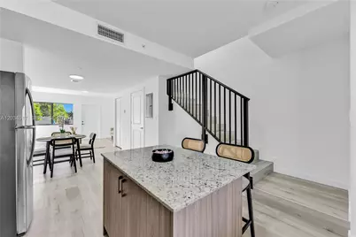 155 NW 160th St #TH 5, North Miami Beach, FL 33169 - Photo 5