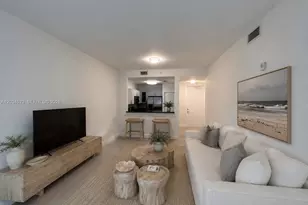 652 NE 63rd St, Miami, FL 33138 - Photo 7