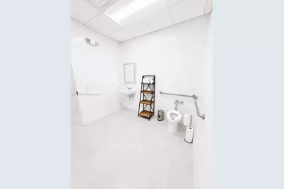 1110 Ponce De Leon Blvd, Coral Gables, FL 33134 - Photo 15