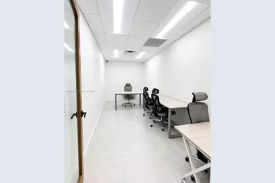 1110 Ponce De Leon Blvd, Coral Gables, FL 33134 - Photo 13