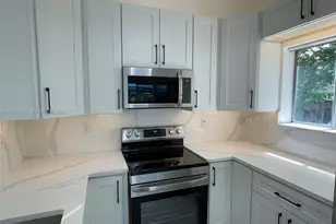 3325 NW 79th Way, Davie, FL 33024 - Photo 23
