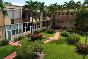 851 NE 14th Ave, Hallandale Beach, FL 33009 - Photo 3