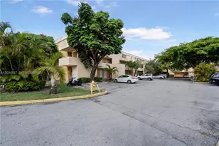 9371 Fontainebleau Blvd, Miami, FL 33172 - Photo 1