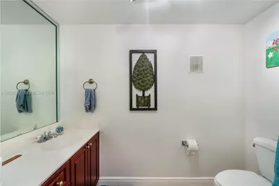 9371 Fontainebleau Blvd #I204, Miami, FL 33172 - Photo 13
