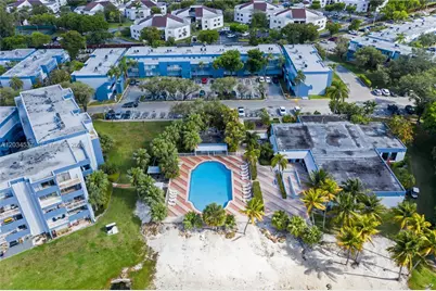9371 Fontainebleau Blvd #I204, Miami, FL 33172 - Photo 25