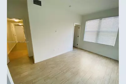 1611 Meridian Ave #305, Miami Beach, FL 33139 - Photo 11