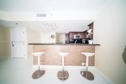 1717 N Bayshore Dr #A-3646, Miami, FL 33132 - Photo 9