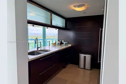 6000 Indian Creek Dr #10A, Miami Beach, FL 33140 - Photo 7