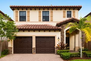 2434 NE 1st St, Homestead, FL 33033 - Photo 1