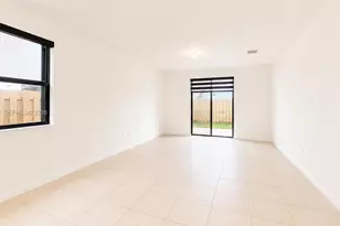2434 NE 1st St, Homestead, FL 33033 - Photo 27