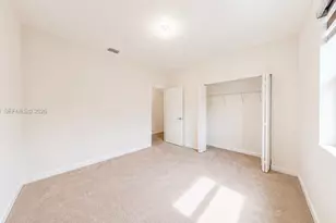 2434 NE 1st St, Homestead, FL 33033 - Photo 15