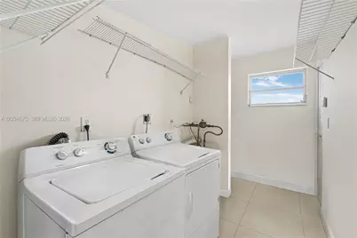 9371 Fontainebleau Blvd #I201, Miami, FL 33172 - Photo 13