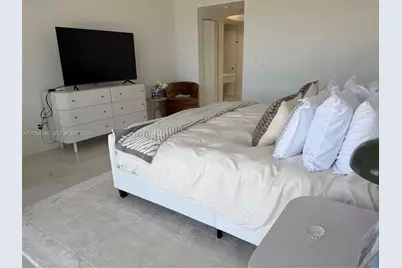 2000 Island Blvd #1603, Aventura, FL 33160 - Photo 15