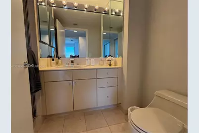 2000 Island Blvd #1603, Aventura, FL 33160 - Photo 23