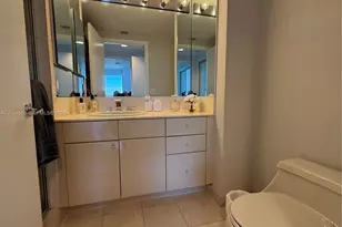 2000 Island Blvd, Aventura, FL 33160 - Photo 23