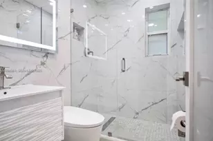 2735 Dewey St, Hollywood, FL 33020 - Photo 13