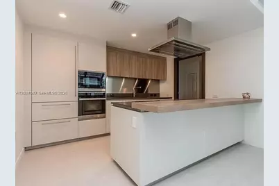 1000 Brickell Plz #3509, Miami, FL 33131 - Photo 23