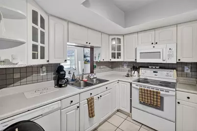 1901 N 56th Ave, Hollywood, FL 33021 - Photo 11