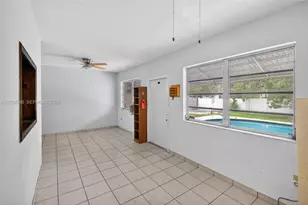1901 N 56th Ave, Hollywood, FL 33021 - Photo 13
