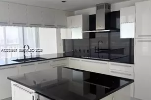 17121 Collins Ave, Sunny Isles Beach, FL 33160 - Photo 3