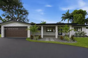 2731 NE 52nd St, Lighthouse Point, FL 33064 - Photo 1