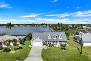 407 SW 37th St, Cape Coral, FL 33914 - Photo 3